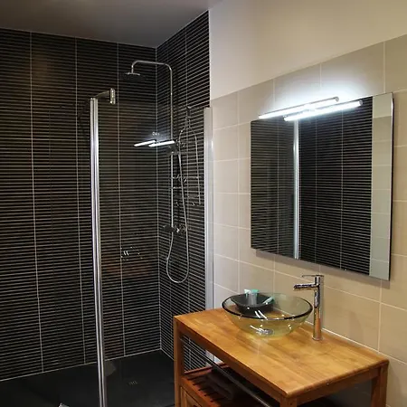 Le Miroir Des Etoiles Bed & Breakfast Pomport