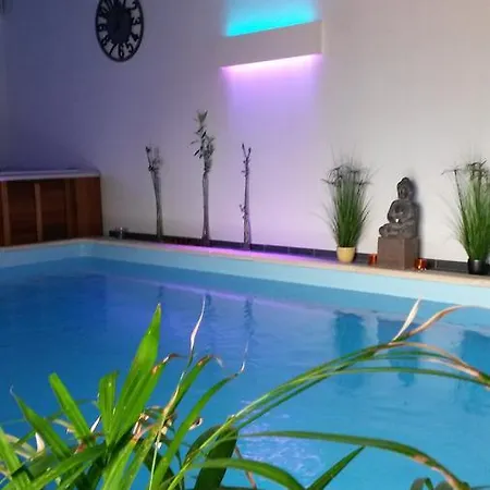 Bed & Breakfast Le Miroir Des Etoiles 4*