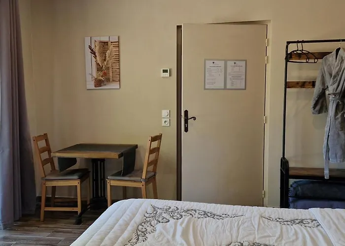 Le Miroir Des Etoiles Alojamento de Acomodação e Pequeno-almoço Pomport