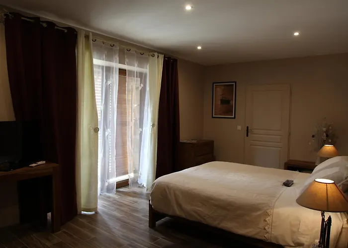 Le Miroir Des Etoiles Alojamento de Acomodação e Pequeno-almoço 4*