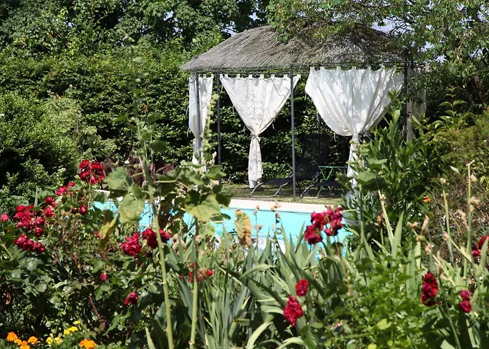 Le Miroir Des Etoiles 4*